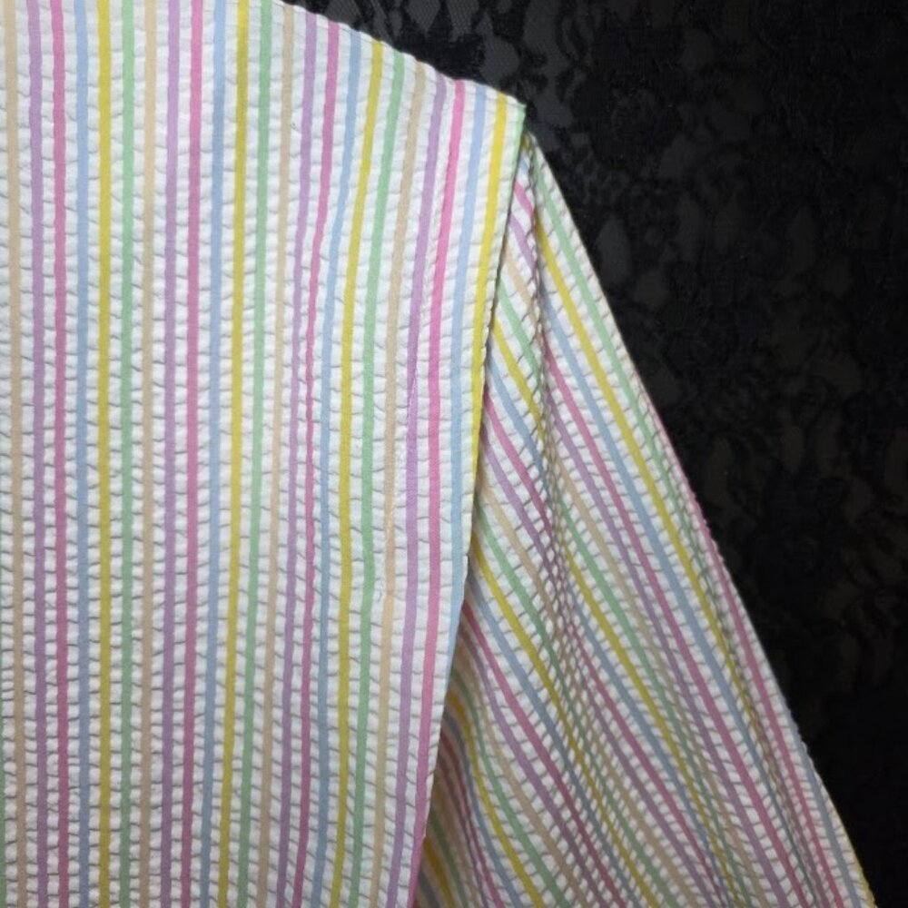 Chic Pastel Striped Blouse - Picture 6 of 12